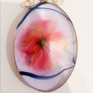 Flower resin pendant.